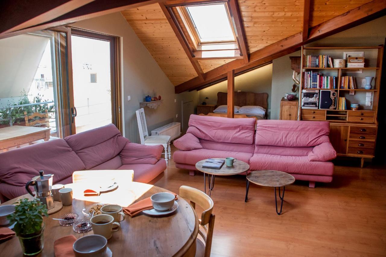 Country Style Attic In The Heart Of Preveza Apartman Kültér fotó